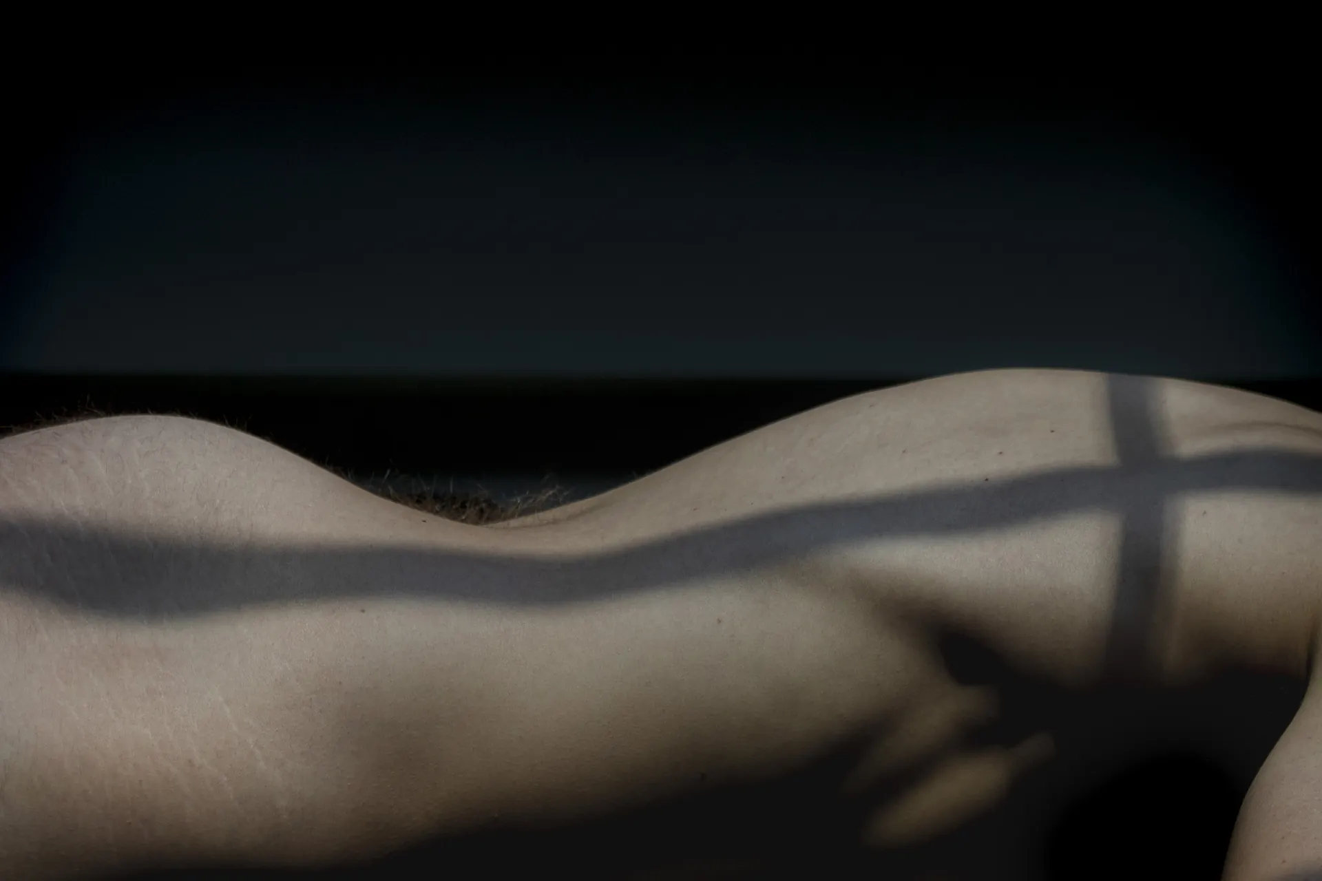 close body light shadow 01