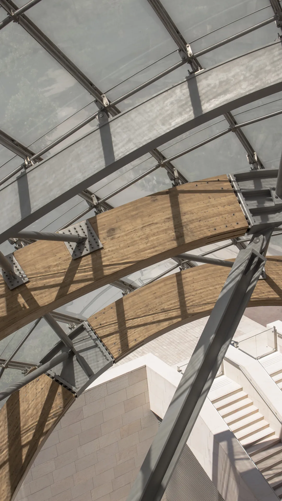 form louis vuitton foundation spiral structure paris 01