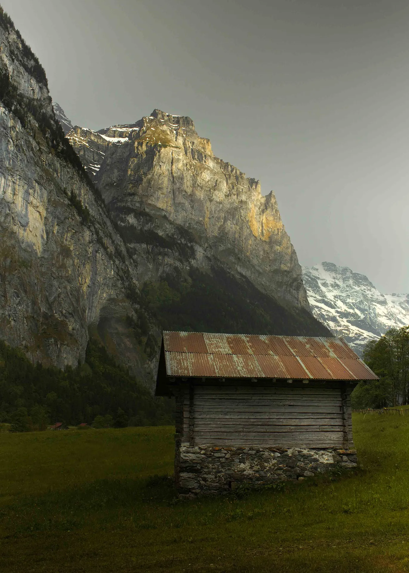 mood alpine barn lauterbrunnen switzerland 01