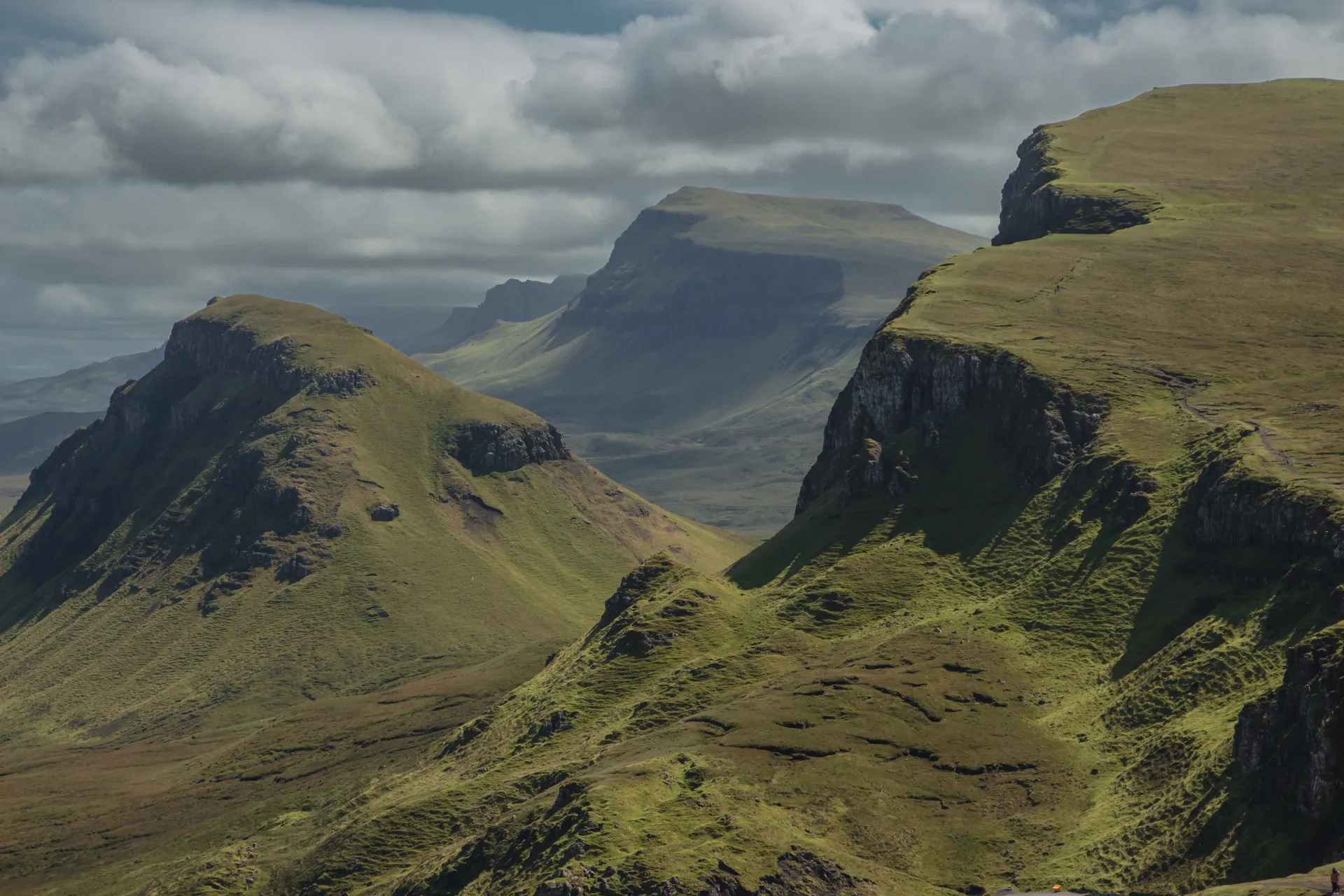 mood isle of skye quiraing scotland 03